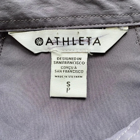 NWOT Athleta Women's Small Long Sleeve Relaxed Poplin Button Down Top Purple - Picture 15 of 16